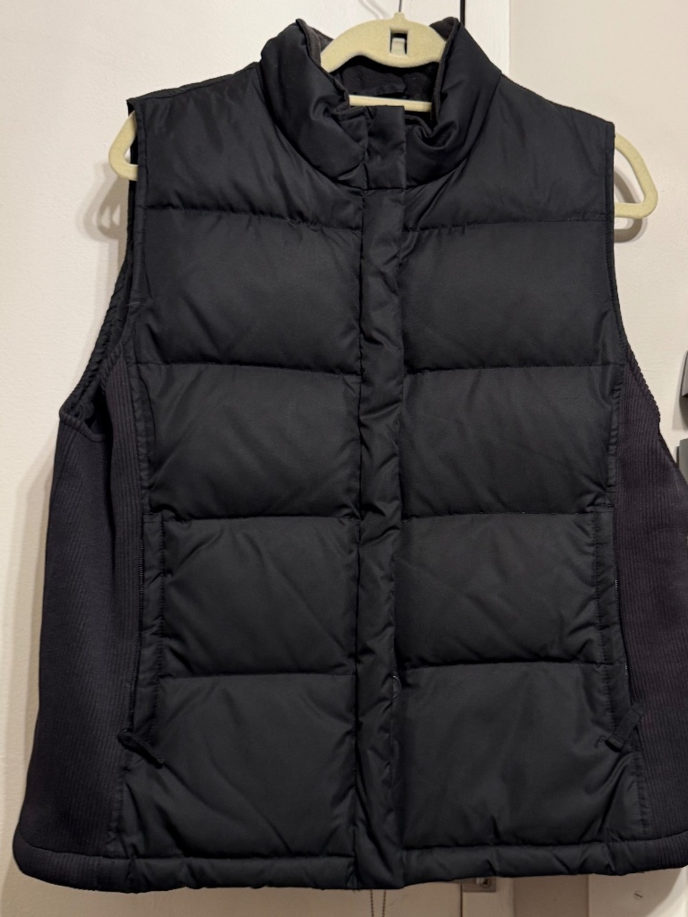Black Down Puffy Vest Size L